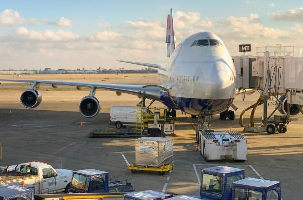 airport-to-airport freight forwarding cover image